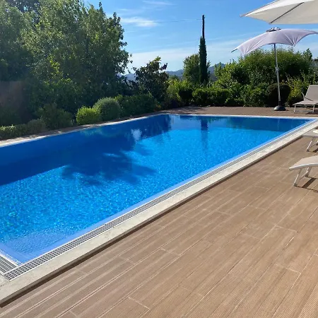 Casa Bravo
