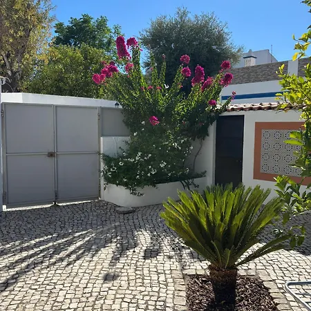 Casa Bravo 아파트